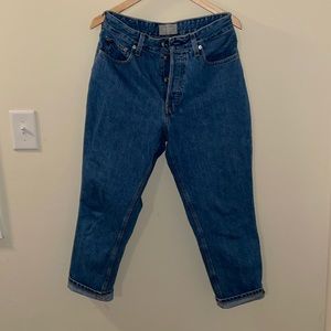 Curvy 90s Cheeky Straight Jean